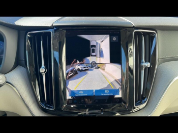 Photo 30 du bon plan VOLVO XC60 T6 Hybride Rechargeable 253 + 145ch Utra Style Chrome Geartronic 8 AWD occasion à 69200 €