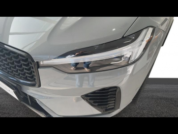 Photo 7 du bon plan VOLVO XC60 T6 Hybride Rechargeable 253 + 145ch Plus Style Dark Geartronic 8 AWD occasion à 64900 €