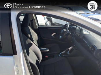 Photo 6 du bon plan TOYOTA Yaris 116h Design 5p Pack Confort occasion à 19790 €