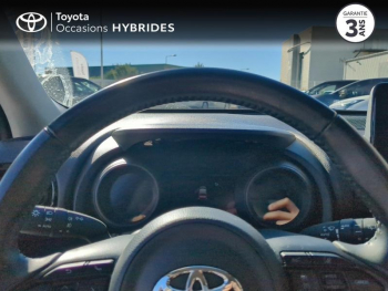 Photo 13 du bon plan TOYOTA Yaris 116h Design 5p Pack Confort occasion à 19790 €