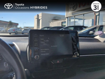 Photo 15 du bon plan TOYOTA Yaris 116h Design 5p Pack Confort occasion à 19790 €