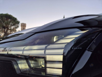 Photo 19 du bon plan VOLVO EX30 Single Extended Range 272ch Ultra occasion à 42490 €