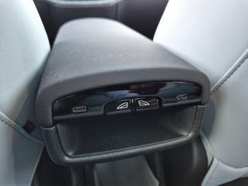 Photo 36 du bon plan VOLVO EX30 Single Extended Range 272ch Ultra occasion à 42490 €