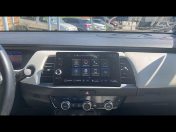 Photo 18 du bon plan HONDA Jazz 1.5 i-MMD 109ch e:HEV Style occasion à 18900 €