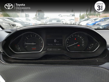 Photo 14 du bon plan PEUGEOT 2008 1.2 PureTech 130ch Urban Cross S&S occasion à 7490 €