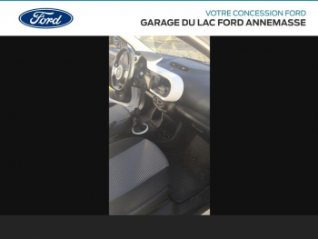 Photo 19 du bon plan RENAULT Twingo 1.0 SCe 65ch Life - 20 occasion à 8290 €