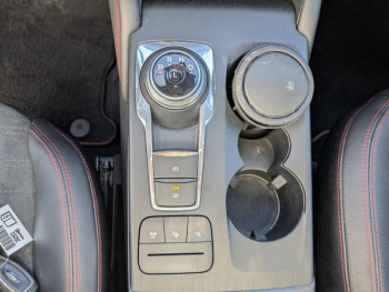 Photo 15 du bon plan FORD Kuga 2.5 Duratec 190ch FHEV E85 ST-Line X BVA occasion à 27690 €