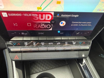 Photo 23 du bon plan RENAULT Austral 1.2 E-Tech full hybrid 200ch Techno esprit Alpine - 24 occasion à 33500 €