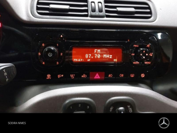 Photo 20 du bon plan FIAT Panda 4x4 0.9 8v TwinAir 85ch S&S Rock 5cv occasion à 7900 €