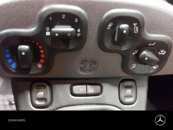 Photo 21 du bon plan FIAT Panda 4x4 0.9 8v TwinAir 85ch S&S Rock 5cv occasion à 7900 €