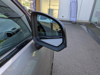 Photo 9 du bon plan VOLVO XC40 Recharge 231ch Plus EDT occasion à 31900 €
