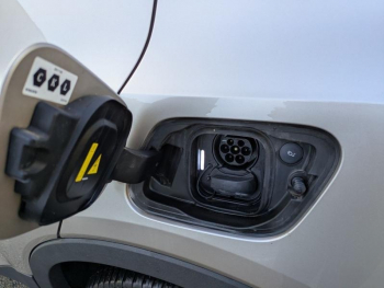 Photo 11 du bon plan VOLVO XC40 Recharge 231ch Plus EDT occasion à 31900 €