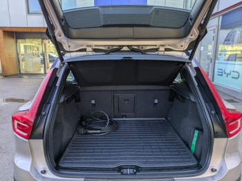 Photo 12 du bon plan VOLVO XC40 Recharge 231ch Plus EDT occasion à 31900 €