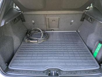 Photo 13 du bon plan VOLVO XC40 Recharge 231ch Plus EDT occasion à 31900 €