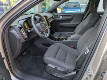 Photo 16 du bon plan VOLVO XC40 Recharge 231ch Plus EDT occasion à 31900 €