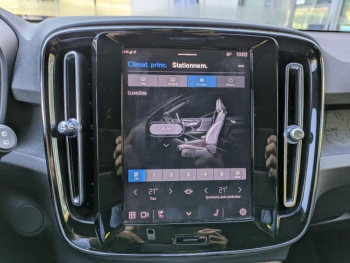 Photo 24 du bon plan VOLVO XC40 Recharge 231ch Plus EDT occasion à 31900 €