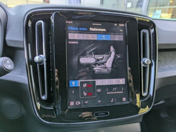 Photo 26 du bon plan VOLVO XC40 Recharge 231ch Plus EDT occasion à 31900 €