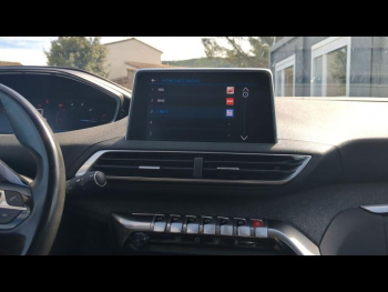 ddf-core-media-svQwr63074_15.jpg Photo 15 du bon plan PEUGEOT 3008 1.5 BlueHDi 130ch E6.c Allure S&S occasion à 15990 €