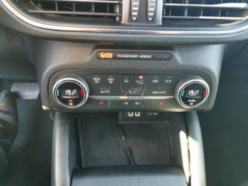 Photo 11 du bon plan FORD Focus Active 2.0 EcoBlue 150ch Active Vignale BVA occasion à 18900 €