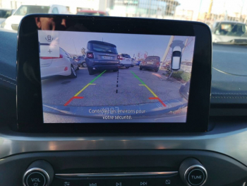 Photo 13 du bon plan FORD Focus Active 2.0 EcoBlue 150ch Active Vignale BVA occasion à 18900 €