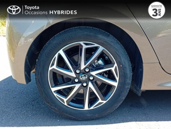 Photo 14 du bon plan TOYOTA Yaris 116h Design 5p MY22 occasion à 20970 €