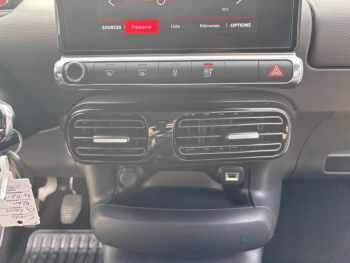 Photo 14 du bon plan CITROEN C4 Cactus BlueHDi 100 Feel occasion à 11990 €