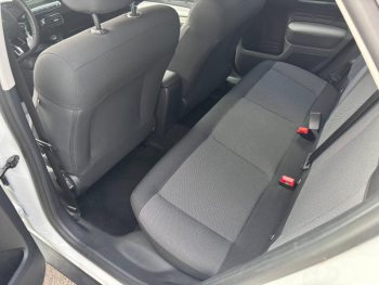 Photo 17 du bon plan CITROEN C4 Cactus BlueHDi 100 Feel occasion à 11990 €