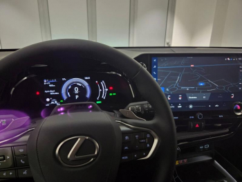 Photo 4 du bon plan LEXUS NX 350h 197ch Luxe 2WD MY26 occasion à 54900 €