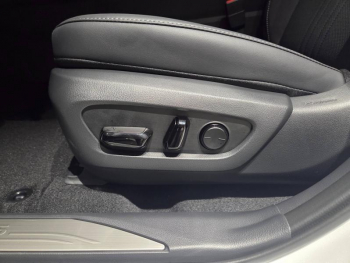 Photo 12 du bon plan LEXUS NX 350h 197ch Luxe 2WD MY26 occasion à 54900 €