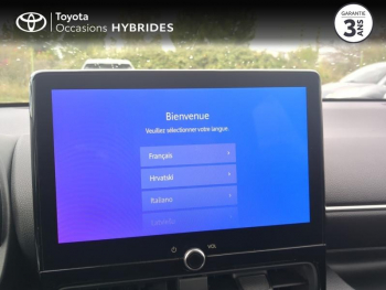 Photo 15 du bon plan TOYOTA Yaris 116h Design 5p MC24 occasion à 21990 €