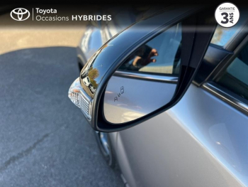 Photo 20 du bon plan TOYOTA C-HR 184h Collection 2WD E-CVT MC19 occasion à 22990 €
