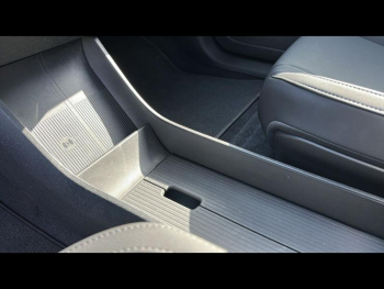 Photo 15 du bon plan VOLVO EX30 Single Extended Range 272ch Plus occasion à 42900 €