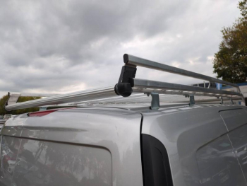 Photo 12 du bon plan FORD Transit Connect VUL L1 1.0E 100ch E85 Trend Business occasion à 17900 €