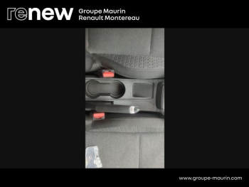 Photo 30 du bon plan RENAULT Clio 1.6 E-Tech hybride 140ch Zen -21N occasion à 16490 €