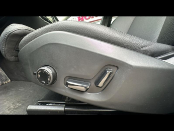 Photo 12 du bon plan VOLVO XC60 T8 Hybride Rechargeable 310 + 145ch Ultra Style Chrome Geartronic 8 AWD occasion à 60790 €