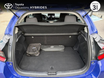 Photo 10 du bon plan TOYOTA Yaris 116h Design 5p MC24 occasion à 20980 €
