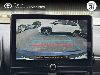 Photo 15 du bon plan TOYOTA Yaris 116h Design 5p MC24 occasion à 20980 €