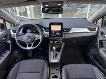 Photo 4 du bon plan RENAULT Captur 1.6 E-Tech hybride 145ch Techno Fast Track occasion à 20290 €