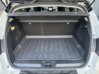 Photo 17 du bon plan RENAULT Captur 1.6 E-Tech hybride 145ch Techno Fast Track occasion à 20290 €