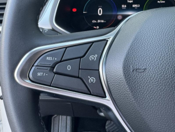 Photo 33 du bon plan RENAULT Captur 1.6 E-Tech hybride 145ch Techno Fast Track occasion à 20290 €