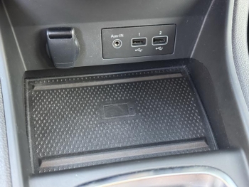 Photo 36 du bon plan RENAULT Captur 1.6 E-Tech hybride 145ch Techno Fast Track occasion à 20290 €