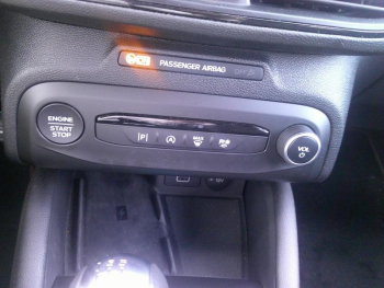 Photo 17 du bon plan FORD Focus 1.0 Flexifuel mHEV 125ch ST-Line X occasion à 21501 €