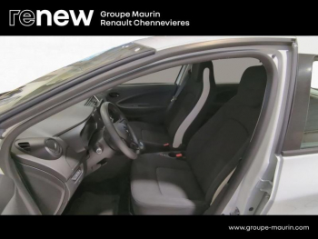 Photo 42 du bon plan RENAULT Zoe Life charge normale R110 occasion à 7990 €