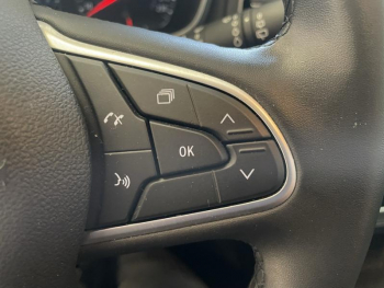 Photo 12 du bon plan RENAULT Megane 1.0 TCe 115ch Limited -21N occasion à 15490 €