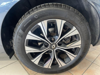 Photo 21 du bon plan RENAULT Megane 1.0 TCe 115ch Limited -21N occasion à 15490 €