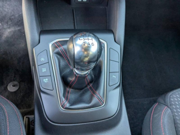 Photo 16 du bon plan FORD Focus 2.0 EcoBlue 150ch ST-Line X occasion à 20990 €