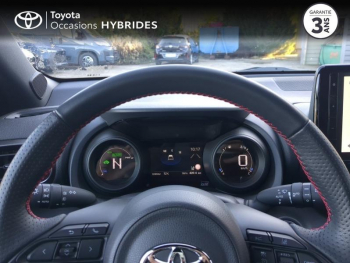 Photo 13 du bon plan TOYOTA Yaris 116h GR Sport 5p MY22 occasion à 21900 €