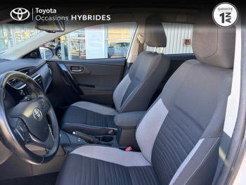 Photo 11 du bon plan TOYOTA Auris Touring Sports HSD 136h TechnoLine occasion à 17480 €