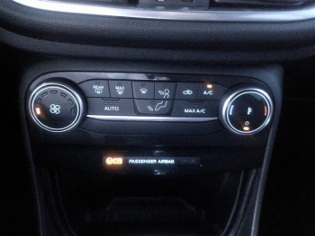 Photo 11 du bon plan FORD Puma 1.0 Flexifuel 125ch S&S mHEV ST-Line occasion à 19500 €