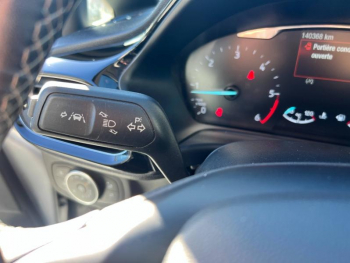 Photo 19 du bon plan FORD Fiesta 1.5 TDCi 85ch Stop&Start Titanium 3p occasion à 9490 €